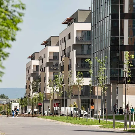 4friendscoresibrasov Red Lejlighed *