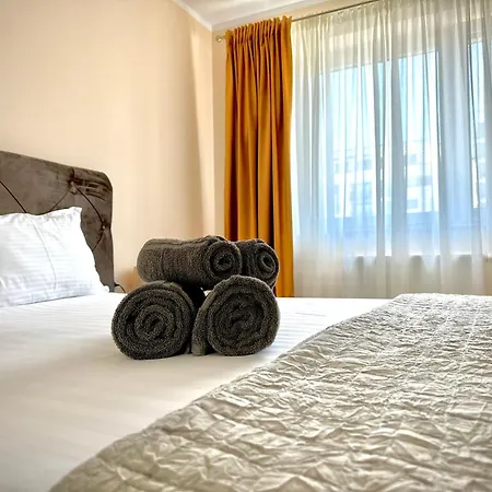 4friendscoresibrasov Red Brasov