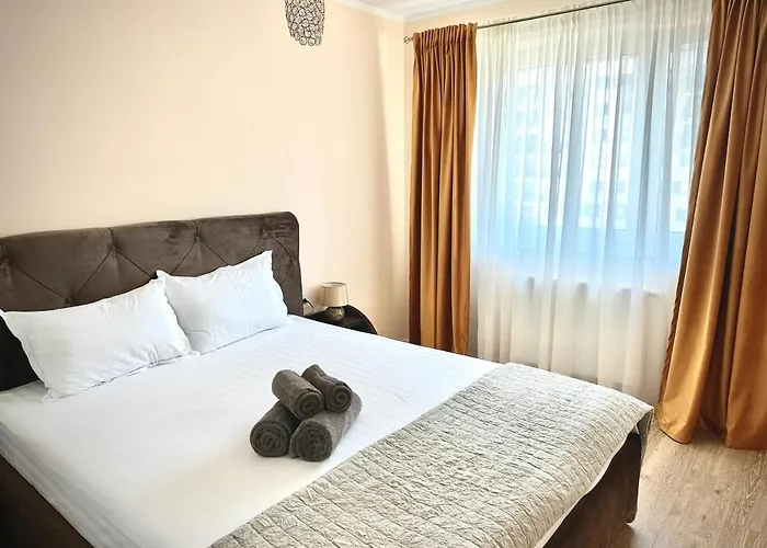 Apartment 4friendscoresibrasov Red Brasov