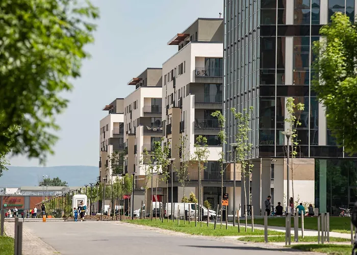 4friendscoresibrasov Red Apartman *